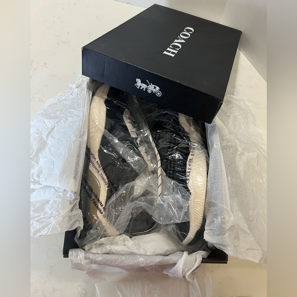 Coach Men's Black and White Sneakers - Picture 10 of 10